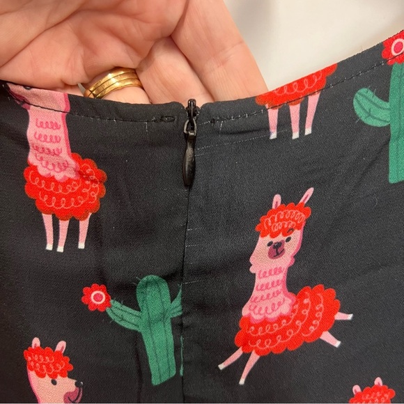 Paper Plane London llama print dress with attached belt size small/medium - Picture 7 of 15